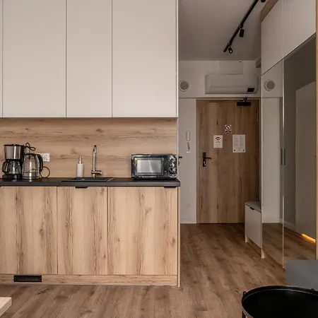 Rentplanet - Zwycieska Apartamento